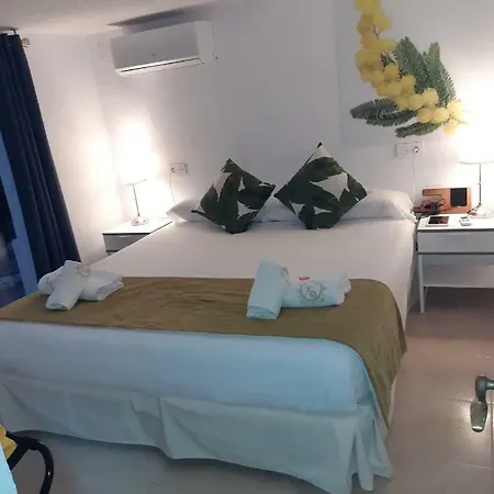 Jazmines & Moras Boutique 3* Μαρμπέλλα