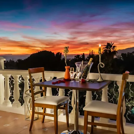 Jazmines & Moras Boutique Hotel